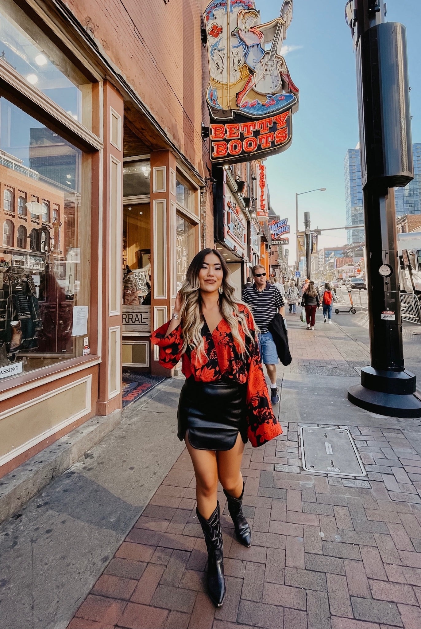 BuddyLove Ariana Kimono Sleeve Bodysuit - Dahlia