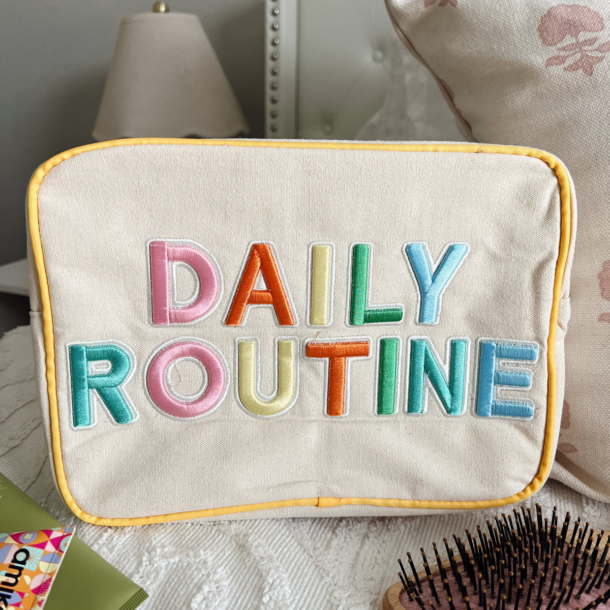 Daily Routine Canvas XL – BuddyLove Clothing Label